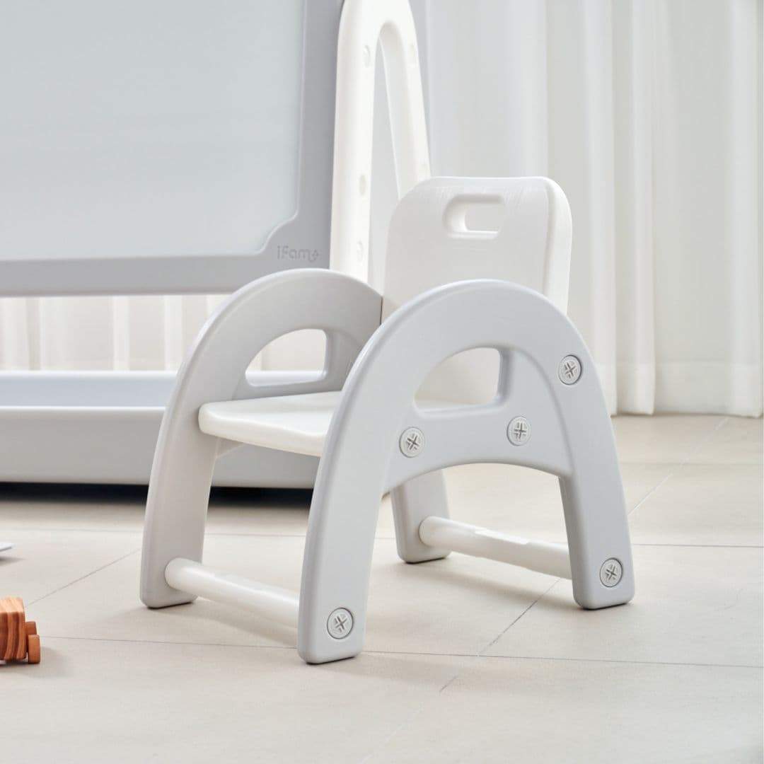 IFAM Easy Children Chair Lifestyle Image